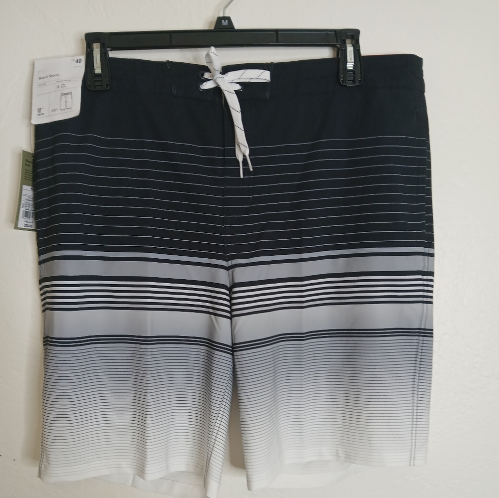 Goodfellow & Co Men's Black Striped Swim Shorts